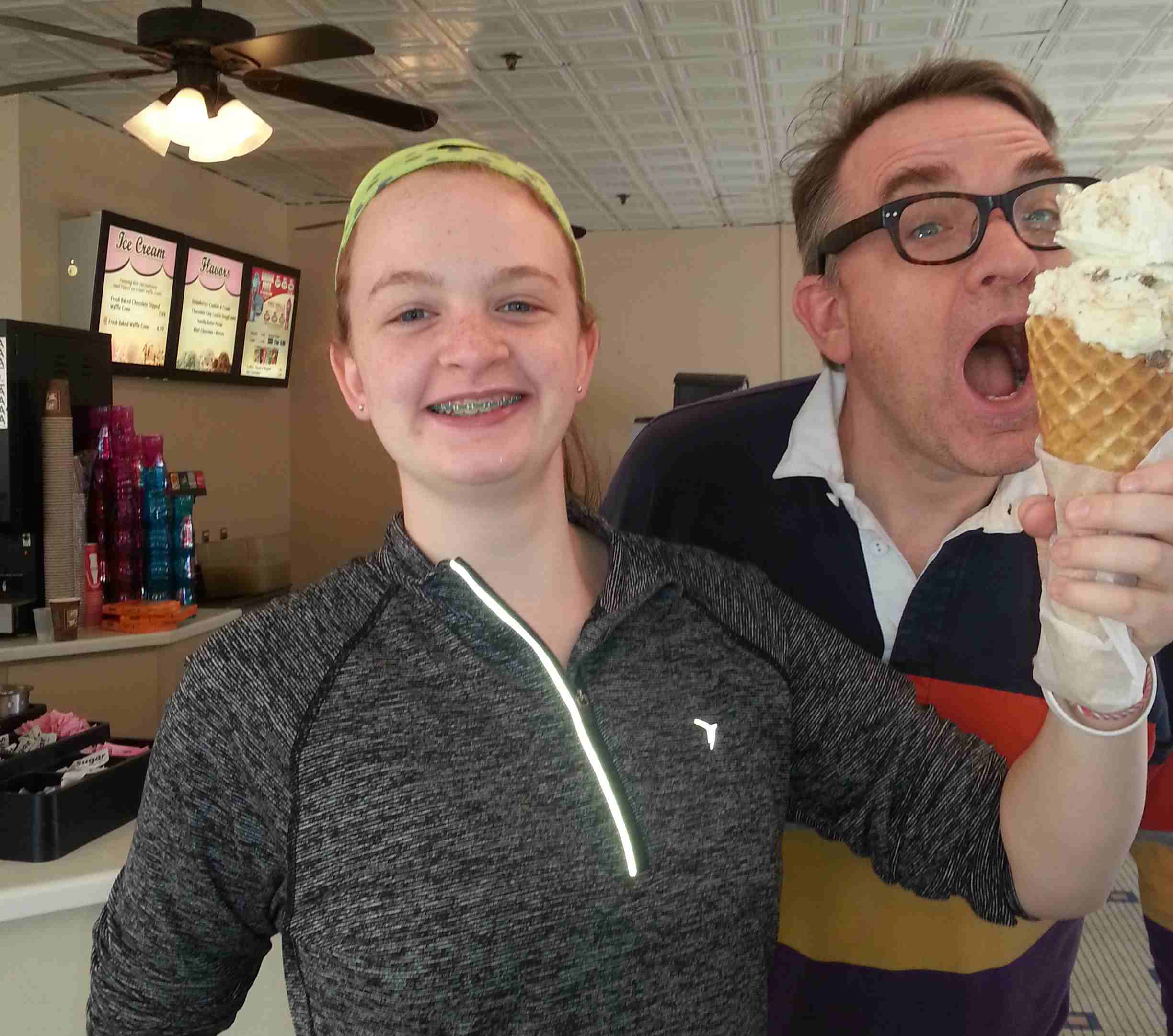 2016-11-05 Six flags Jane and Randy.jpg
